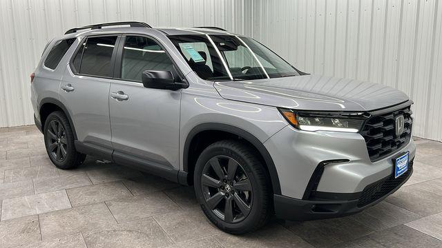 new 2025 Honda Pilot car, priced at $43,750