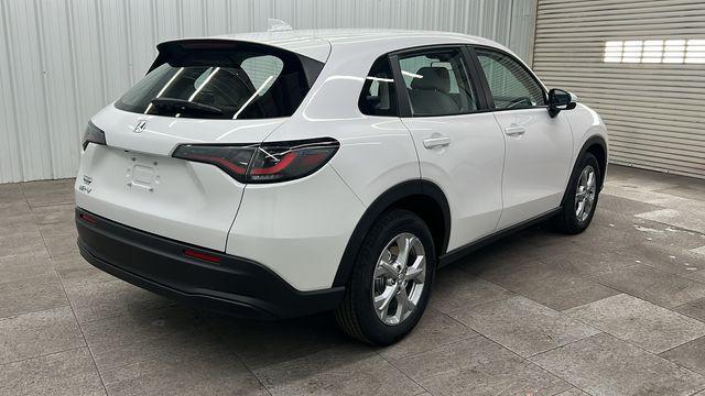 new 2025 Honda HR-V car, priced at $28,750