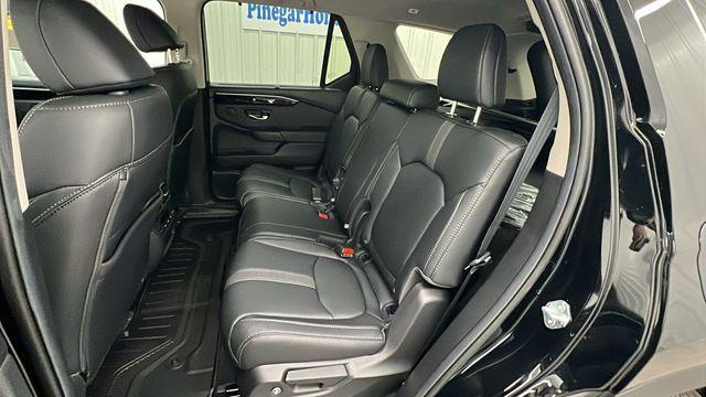 new 2025 Honda Pilot car, priced at $51,780