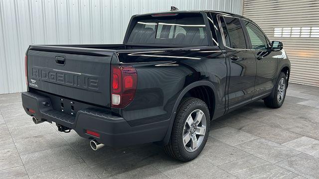 new 2025 Honda Ridgeline car, priced at $44,430