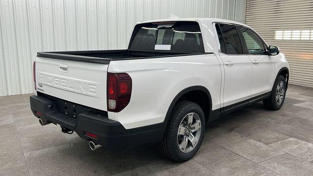 new 2025 Honda Ridgeline car, priced at $44,830