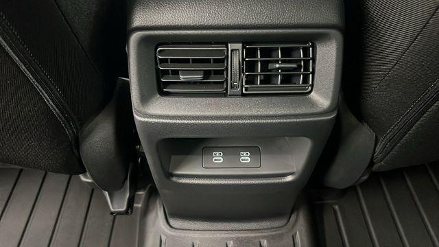 new 2025 Honda CR-V Hybrid car, priced at $38,000