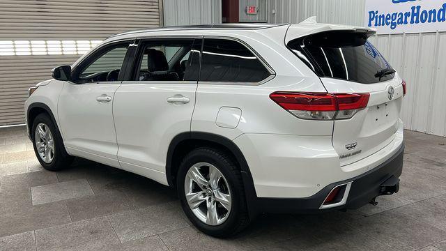 used 2019 Toyota Highlander car, priced at $24,990