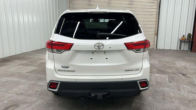 used 2019 Toyota Highlander car, priced at $24,990