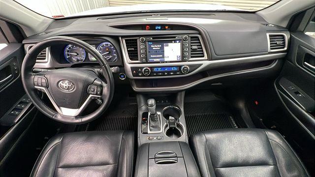 used 2019 Toyota Highlander car, priced at $24,990