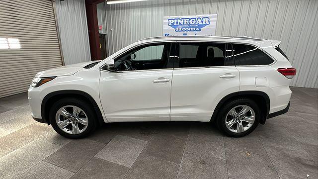 used 2019 Toyota Highlander car, priced at $24,990