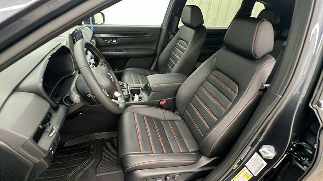 new 2025 Honda CR-V Hybrid car, priced at $39,045