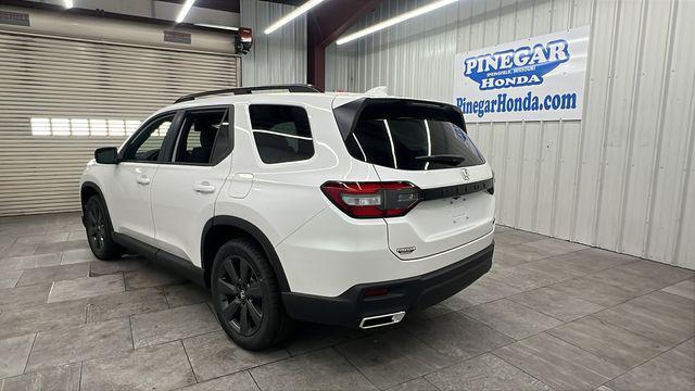 new 2025 Honda Pilot car, priced at $42,105