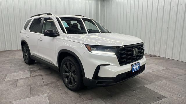 new 2025 Honda Pilot car, priced at $42,105