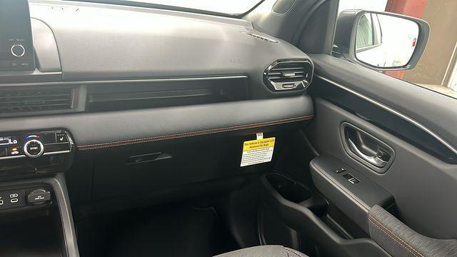 new 2025 Honda Pilot car, priced at $42,105