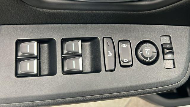 new 2025 Honda Pilot car, priced at $42,105