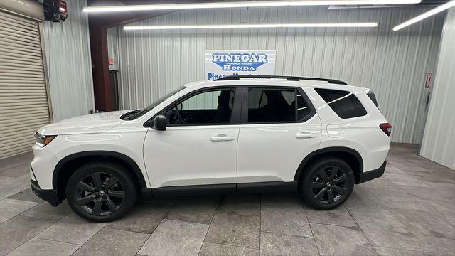 new 2025 Honda Pilot car, priced at $42,105