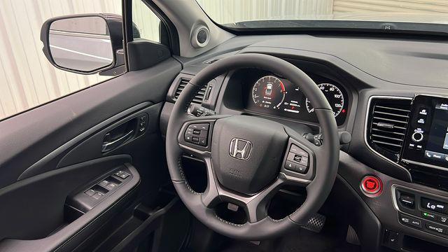 new 2025 Honda Ridgeline car, priced at $44,625