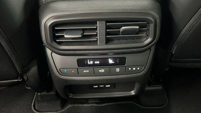 new 2025 Honda Pilot car, priced at $53,250