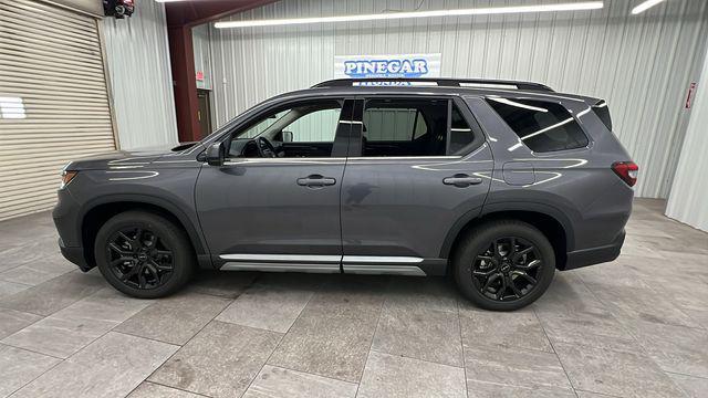 new 2025 Honda Pilot car, priced at $53,250