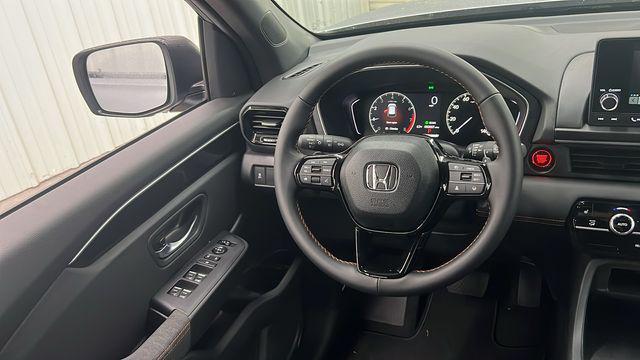 new 2025 Honda Pilot car, priced at $43,795