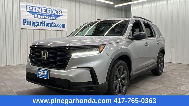 new 2025 Honda Pilot car, priced at $43,795