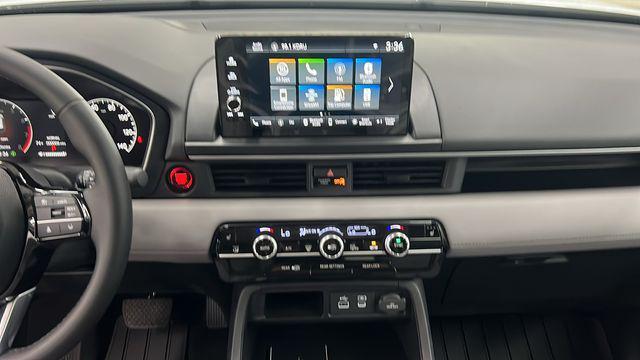 new 2025 Honda Pilot car, priced at $47,505
