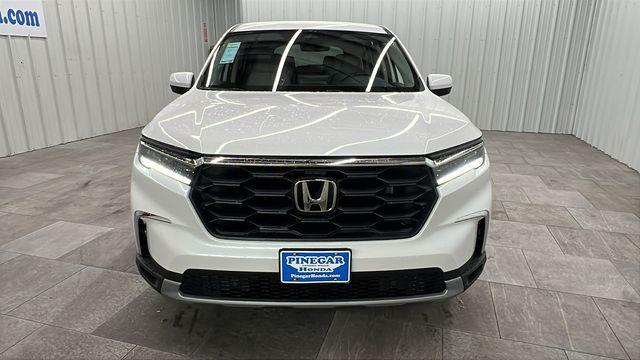 new 2025 Honda Pilot car, priced at $47,505