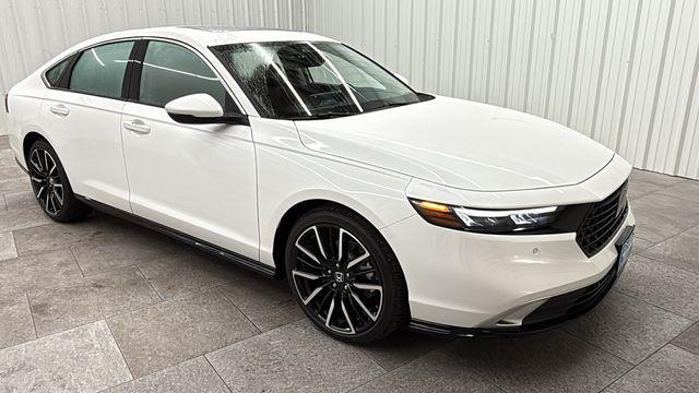 new 2025 Honda Accord Hybrid car, priced at $40,950