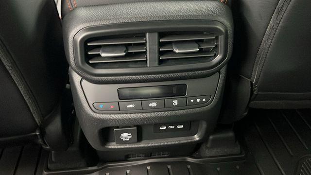 new 2025 Honda Pilot car, priced at $51,330