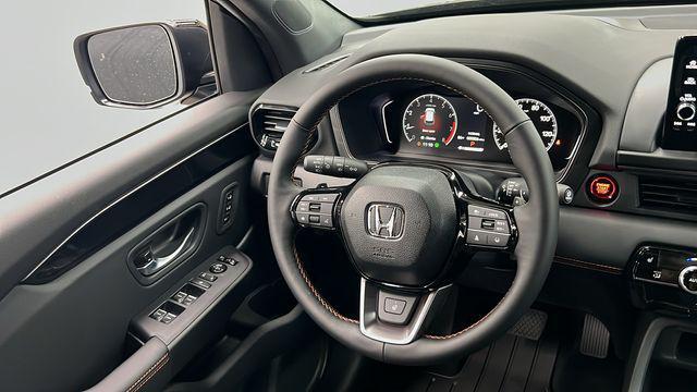 new 2025 Honda Pilot car, priced at $51,330