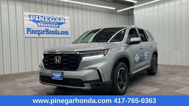 new 2025 Honda Pilot car, priced at $49,645