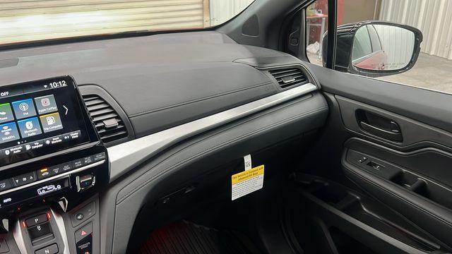 new 2025 Honda Odyssey car, priced at $45,275