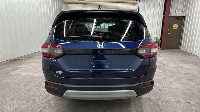 new 2025 Honda Pilot car, priced at $44,950