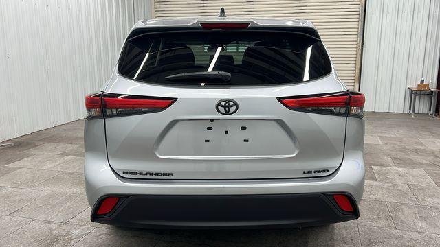 used 2022 Toyota Highlander car, priced at $32,950