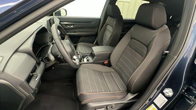 new 2025 Honda CR-V Hybrid car, priced at $37,545