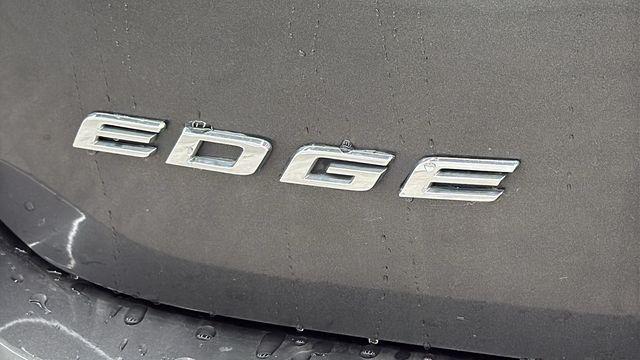 used 2018 Ford Edge car, priced at $13,950