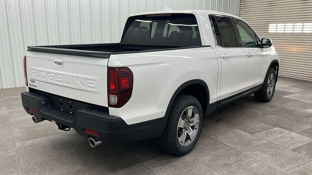 new 2025 Honda Ridgeline car, priced at $44,830