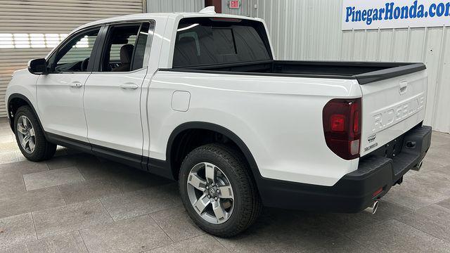 new 2025 Honda Ridgeline car, priced at $44,830