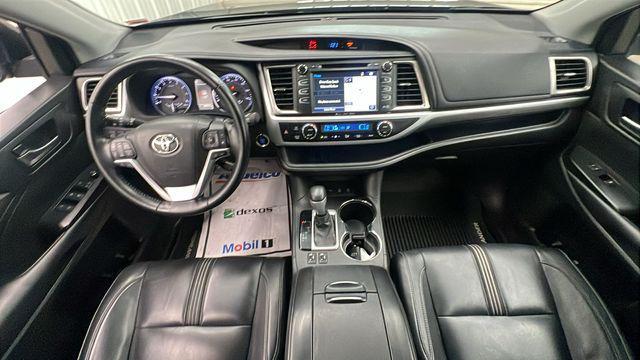 used 2018 Toyota Highlander car, priced at $27,950