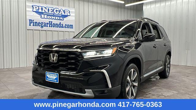 new 2025 Honda Pilot car, priced at $54,575
