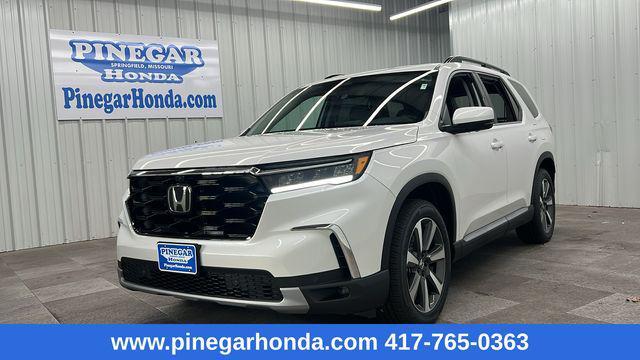 new 2025 Honda Pilot car, priced at $55,920