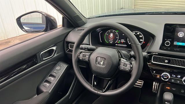 new 2025 Honda Civic Hybrid car, priced at $30,555