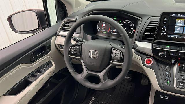 new 2025 Honda Odyssey car, priced at $44,125