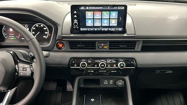new 2025 Honda Pilot car, priced at $49,405