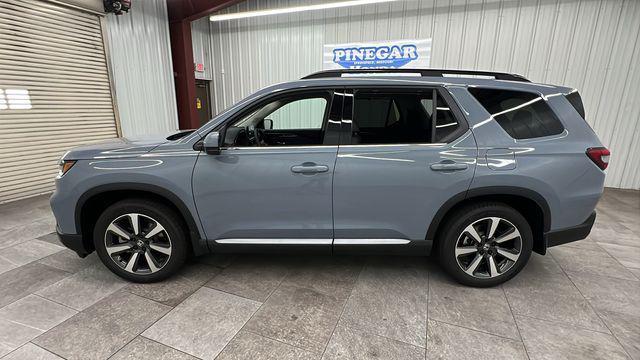 new 2025 Honda Pilot car, priced at $49,405