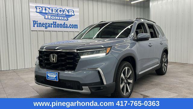 new 2025 Honda Pilot car, priced at $49,405