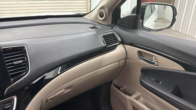 used 2022 Honda Pilot car, priced at $42,980