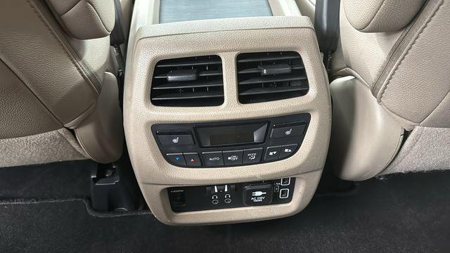 used 2022 Honda Pilot car, priced at $42,980