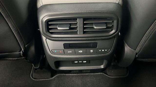 new 2025 Honda Pilot car, priced at $45,450