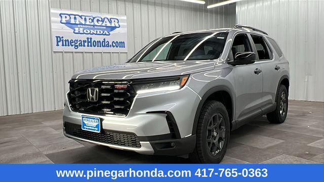 new 2025 Honda Pilot car, priced at $51,100