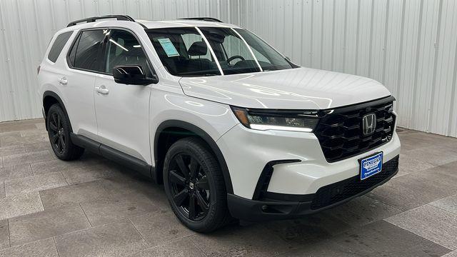 new 2025 Honda Pilot car, priced at $56,485