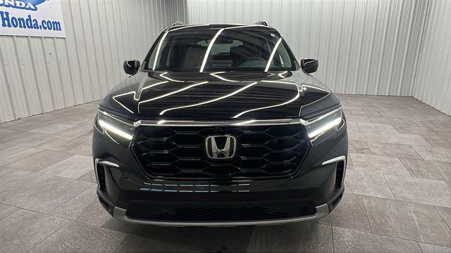 used 2023 Honda Pilot car, priced at $48,980