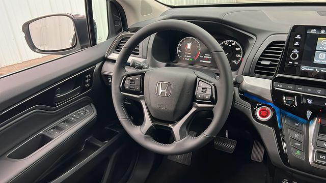 new 2025 Honda Odyssey car, priced at $49,180