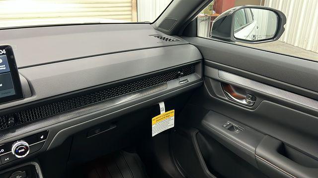 new 2026 Honda CR-V Hybrid car, priced at $40,650